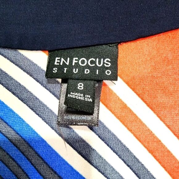 EN FOCUS STUDIO DRESS - Picture 3 of 4